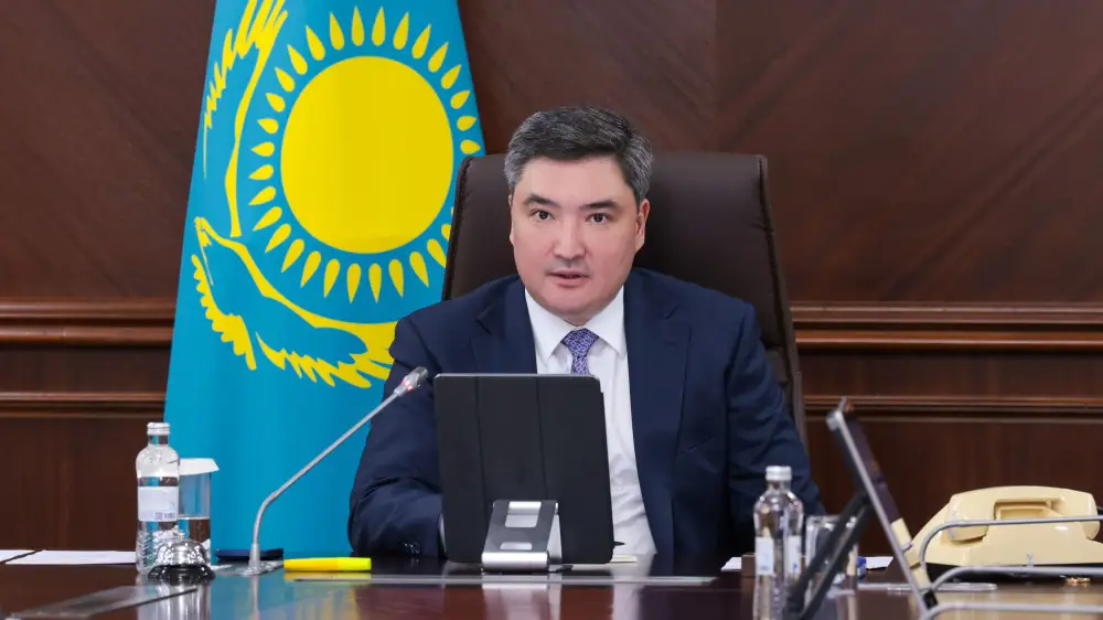 Олжас Бектенов сохранил пост премьер-министра