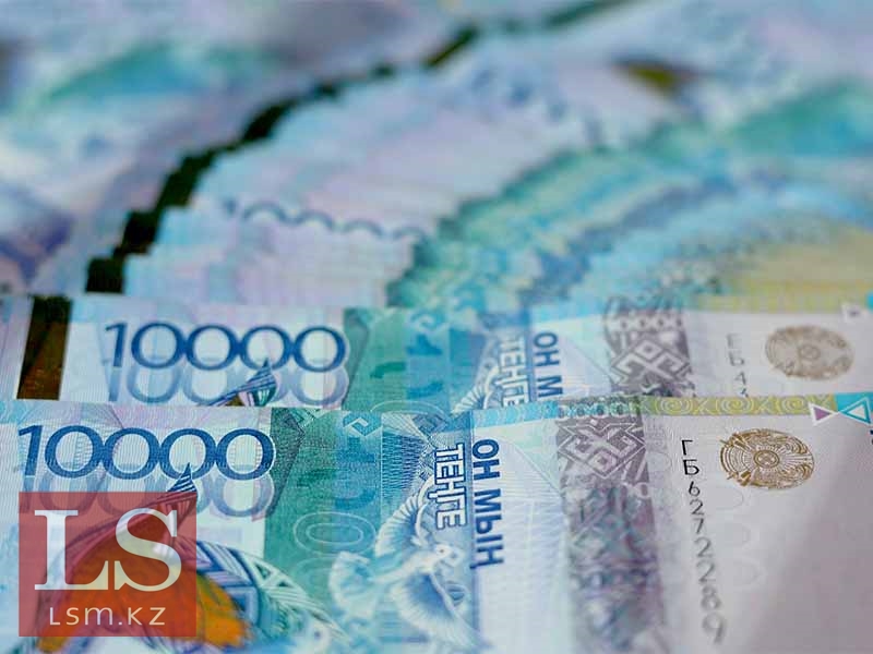 Чистая прибыль БВУ сократилась почти на 300 млрд теңге   